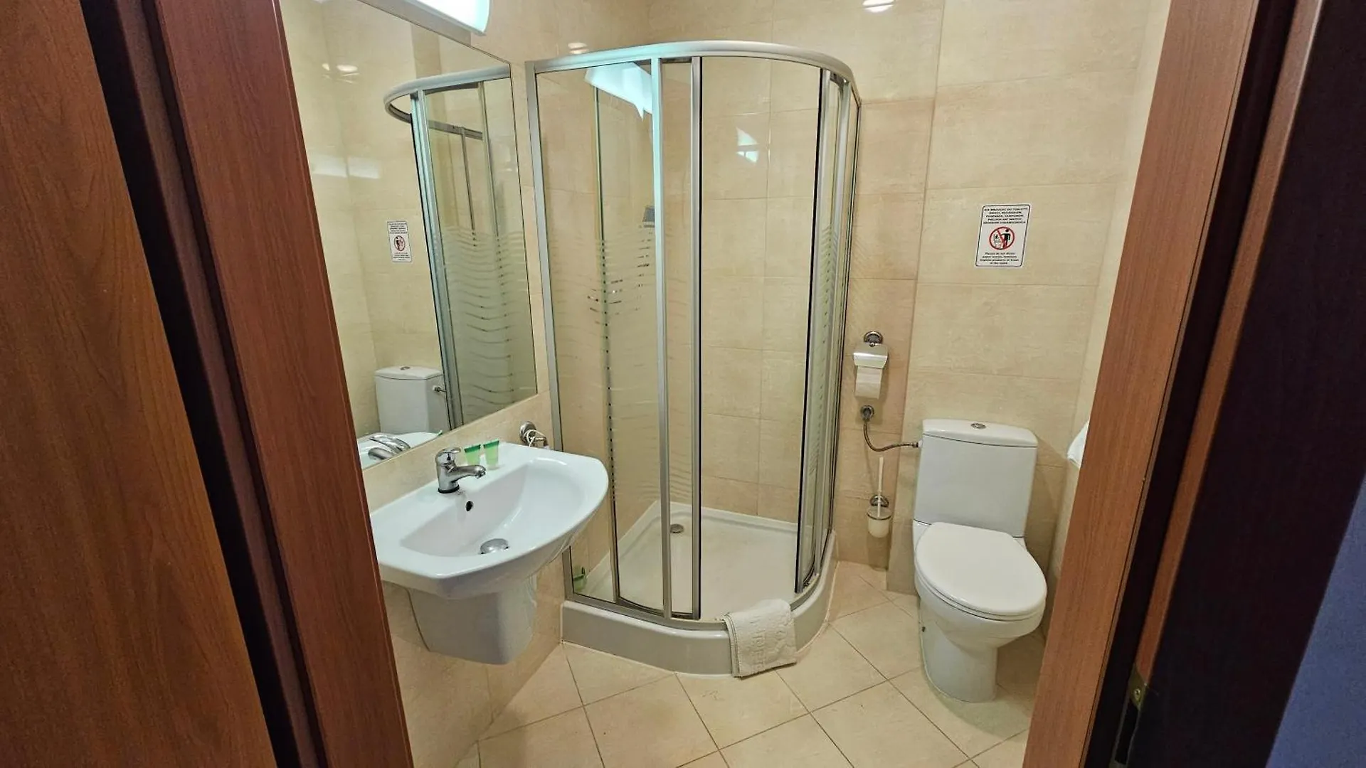 Hotel Sobieszewo 2*, Gdansk Poland